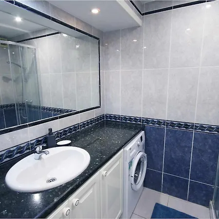 Parque Santiago I 222 By Tenerife & Sales * Playa de las Americas (Tenerife)